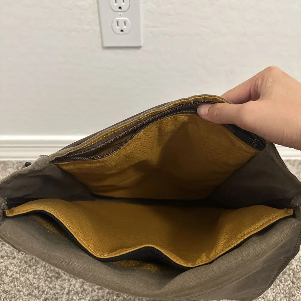 Waterfield Designs SF Bag Muzetto Messenger